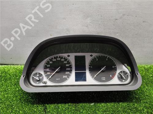 Used Instrument cluster Instrument cluster 33947742 33947742