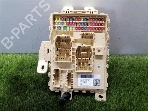 Used Fuse box HYUNDAI TUCSON (NX4E, NX4A) 1.6 T-GDi Hybrid 48V (179 hp) 31890899