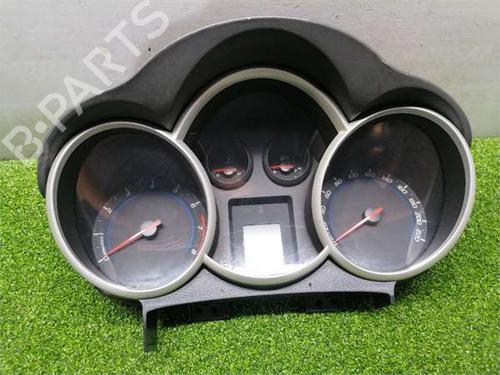 Used Instrument cluster Instrument cluster 37705172 37705172