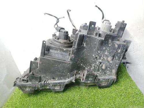 Right headlight BMW 3 (E46) 320 d | BP38055772C29 - Image 4