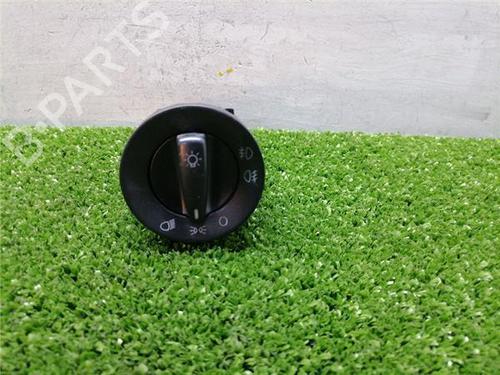 Schalter für VW NEW BEETLE (9C1, 1C1) 2.0 (115 hp) 32332553