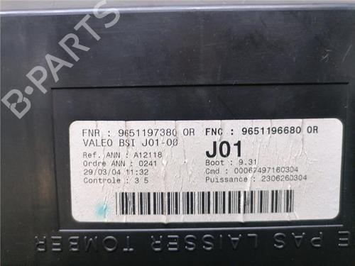 Fuse box CITROËN C5 I (DC_) 2.0 HDi | BP36453068E1 - Image 3