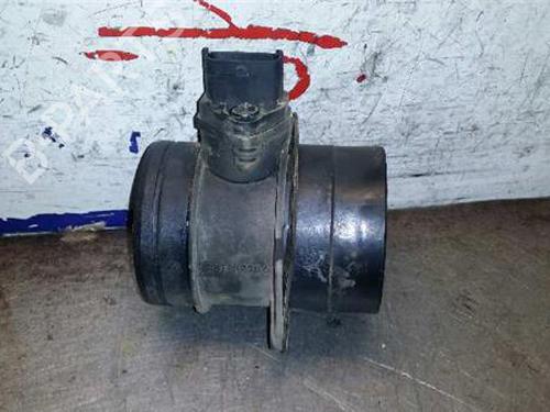 Mass air flow sensor HYUNDAI TERRACAN (HP) 2.9 CRDi 4WD | BP31896132M95