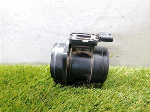 mass-air-flow-sensor-skoda-octavia-iii-combi-5e5-5e6-2012-2013-2014-2015-2016-2017-2018-2019-2020-33478097 main image