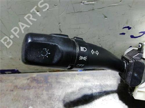 Switch HYUNDAI SANTA FÉ I (SM) 2.0 CRDi 4x4 | BP31896424I30