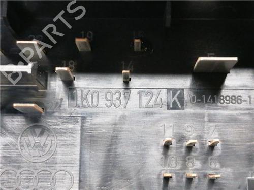 Fuse box VW GOLF V (1K1) 1.9 TDI | BP36395469E1 - Image 3