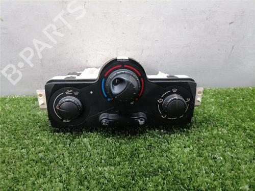 Used Climate control RENAULT MEGANE II Estate Van (KM_) 1.5 dCi (KM02) (101 hp) 32037809