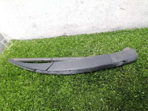 Used Rear windshield wiper arm Rear windshield wiper arm 37540215 37540215