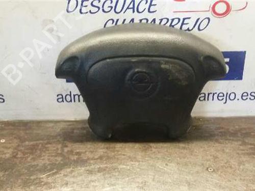Used Driver airbag Driver airbag OPEL OMEGA B (V94) 2.0 16V (F69, M69, P69) (136 hp) 31894833 31894833