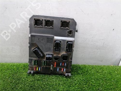 Used Fuse box Fuse box CITROËN C3 I (FC_, FN_) 1.4 HDi (68 hp) 32872702 32872702