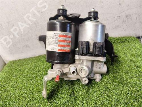 Hovedbremsecylinder Hovedbremsecylinder TOYOTA RAV 4 IV (_A4_) 2.5 Hybrid (AVA42_) (197 hp) 39755183 39755183