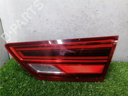 Høyre baklys SEAT LEON ST (5F8) 1.4 TSI (150 hp) 32768461