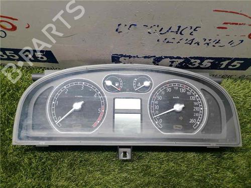 Used Instrument cluster RENAULT LAGUNA II Grandtour (KG0/1_) 2.0 dCi (KG1T) (150 hp) 31900628