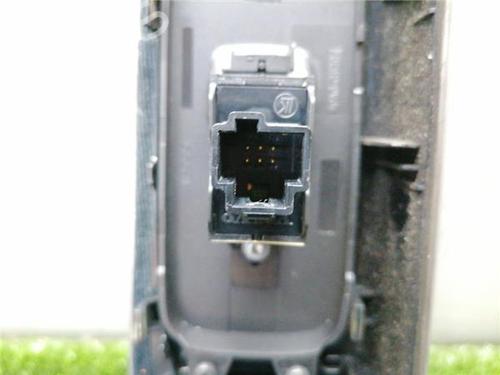 Right front window switch VOLVO S40 II (544) 2.0 D | BP36681831I26 - Image 3