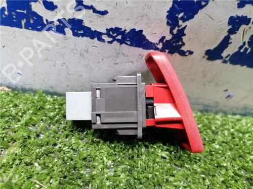 Warning switch TOYOTA AURIS (_E15_) 1.4 (ZZE150_, ZZE150R) | BP31900397I22