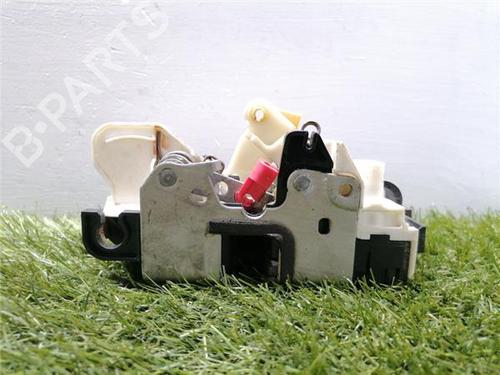 Used Front right lock Front right lock DODGE CALIBER 2.0 CRD (140 hp) 33477898 33477898