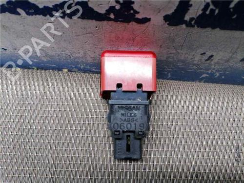 Warning switch NISSAN MICRA III (K12) 1.2 16V | BP31900007I22