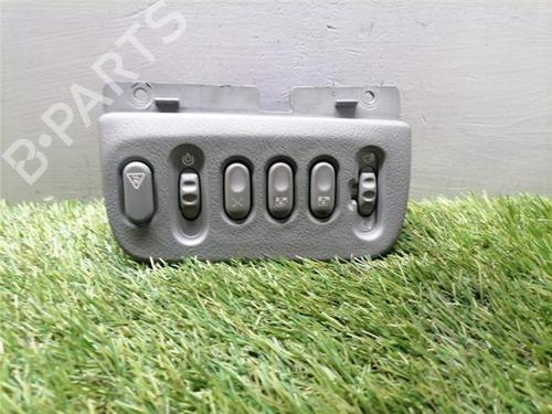 Commutateur Commutateur RENAULT SCÉNIC I MPV (JA0/1_, FA0_) 1.6 (JA00, JA16, JA15, JA19, JA1V, JA2B, JA2C, JA0B,... (107 hp) 36452889 36452889