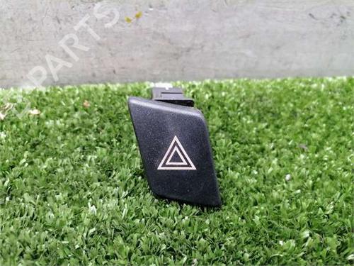 warning-switch-toyota-yaris-_p9_-2005-2006-2007-2008-2009-2010-2011-2012-2013-2014-36053519 main image
