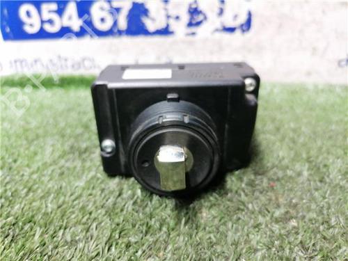 switch-vw-touareg-7la-7l6-7l7-2002-2003-2004-2005-2006-2007-2008-2009-2010-2011-2012-2013-31897796 main image