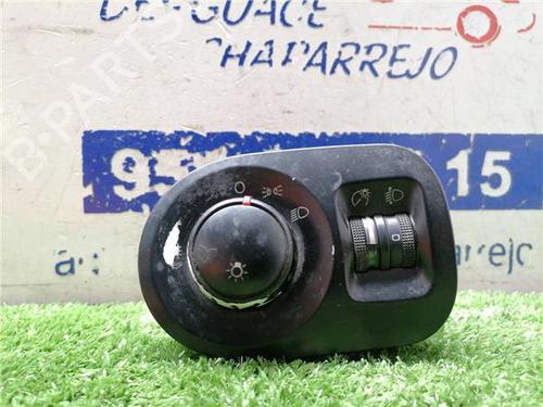Used Switch SEAT ALTEA (5P1) 1.9 TDI (105 hp) 31898915