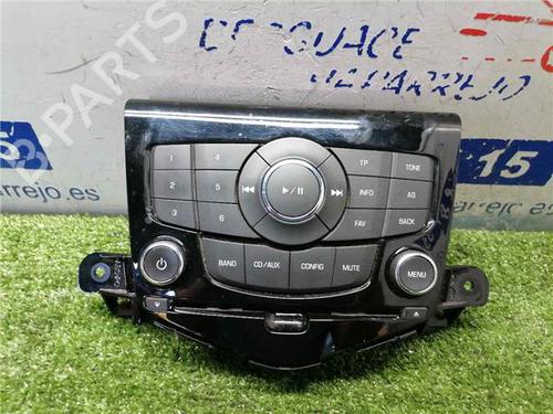 Autoradio CHEVROLET CRUZE (J300) 2.0 CDI (150 hp) 31900492