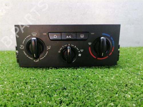 climate-control-peugeot-207-hatchback-van-wa_-wc_-2006-32432239 main image