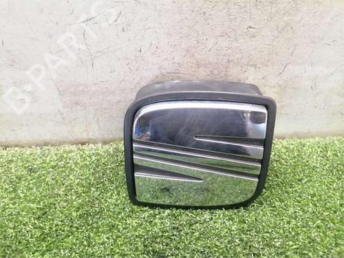 tailgate-handle-seat-leon-1p1-2005-2006-2007-2008-2009-2010-2011-2012-2013-40517415 main image