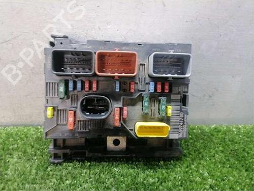 Used Fuse box Fuse box CITROËN C3 I (FC_, FN_) 1.4 HDi (68 hp) 35887626 35887626