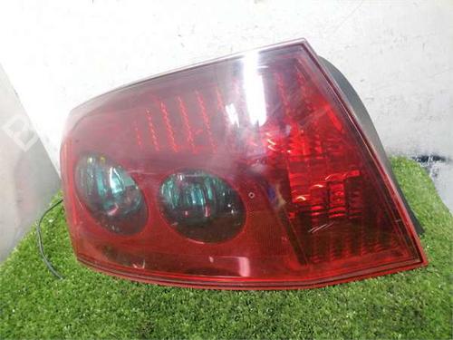 Farolim esquerdo Farolim esquerdo PEUGEOT 407 (6D_) 1.6 HDi 110 (6D9HZC, 6D9HYC) (109 hp) 36146548 36146548