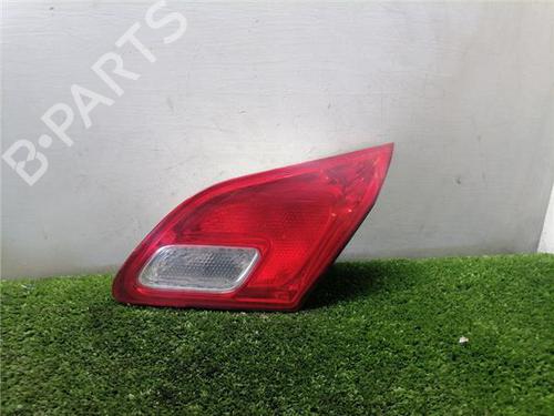 right-taillight-opel-astra-j-p10-2009-2010-2011-2012-2013-2014-2015-2016-32821169 main image