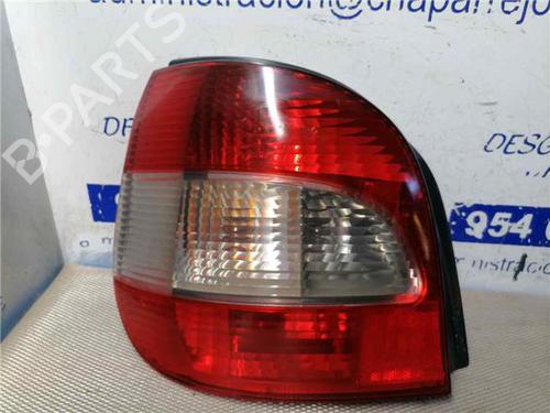 Feu arrière gauche RENAULT SCÉNIC I MPV (JA0/1_, FA0_) 1.9 dCi (JA05, JA1F) (102 hp) 31893503