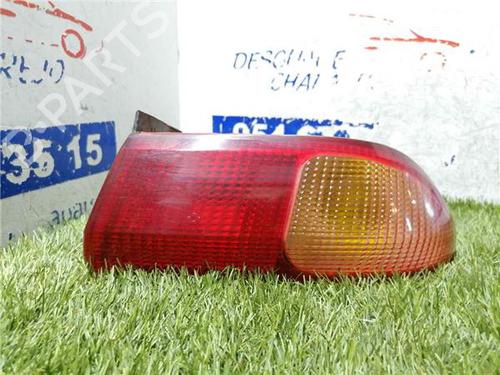 right-taillight-alfa-romeo-156-932_-1997-1998-1999-2000-2001-2002-2003-2004-2005-31894034 main image