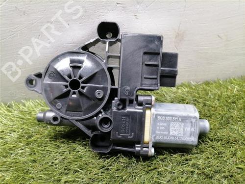 Moteur de lève-vitre arrière gauche SEAT LEON SC (5F5) 1.2 TSI (110 hp) 31900907