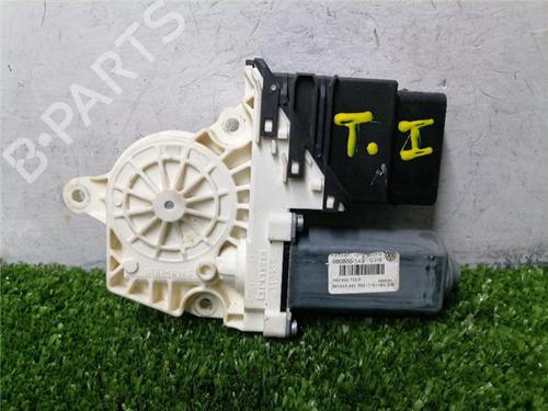 Motor elevalunas trasero izquierdo VW PASSAT B6 (3C2) 2.0 TDI (170 hp) 32354201