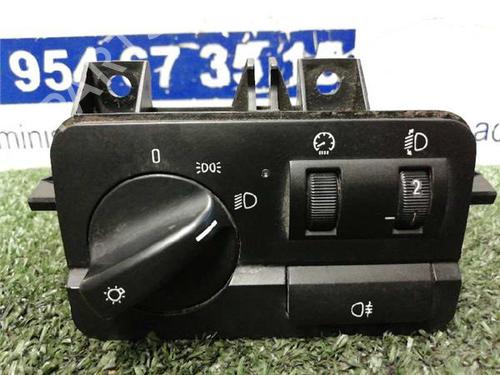 switch-bmw-3-e46-1997-1998-1999-2000-2001-2002-2003-2004-2005-31896884 main image