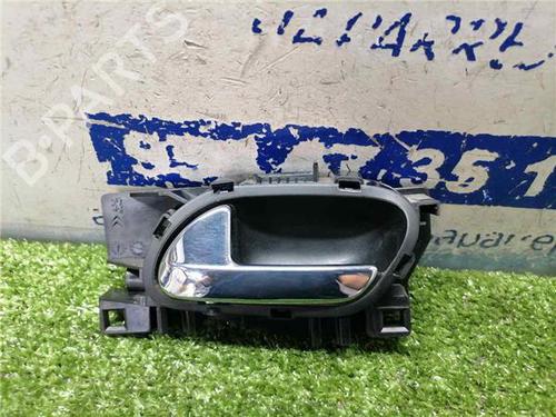 Used Front left interior door handle PEUGEOT 5008 (0U_, 0E_) 2.0 HDi 150 / BlueHDi 150 (150 hp) 31900477