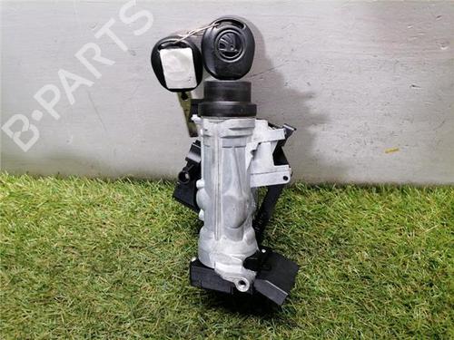 Used Switch SKODA RAPID (NH3, NK3, NK6) 1.6 TDI (105 hp) 31901587