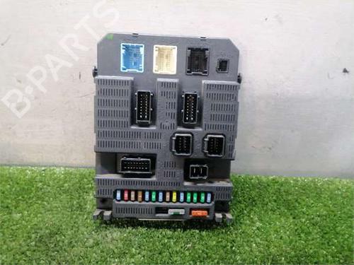 Used Fuse box Fuse box CITROËN C3 I (FC_, FN_) 1.4 HDi (68 hp) 35887625 35887625