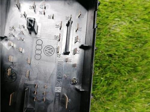 Fuse box SEAT TOLEDO III (5P2) 2.0 TDI 16V | BP33478126E1 - Image 3