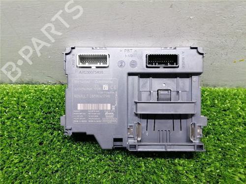 Used Switch RENAULT CLIO IV (BH_) 1.5 dCi 90 (90 hp) 32200246