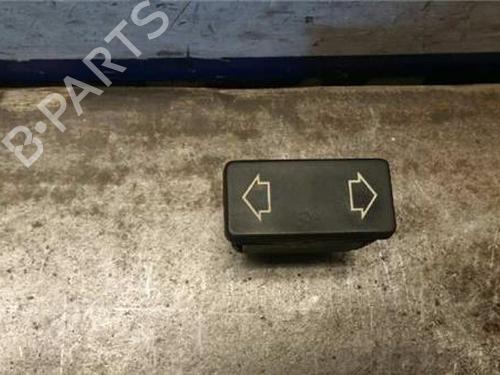Used Left front window switch CITROËN SAXO (S0, S1) 1.5 D (57 hp) 31895692