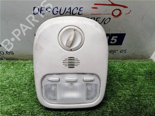 Luz interior PEUGEOT 407 (6D_) 2.7 HDi (6DUHZJ, 6DUHZF) (204 hp) 31898340