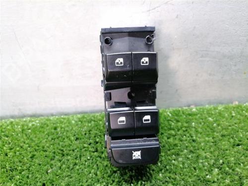 venstre-foran-elrute-bryter-kia-xceed-cd-2019-32399507 main image