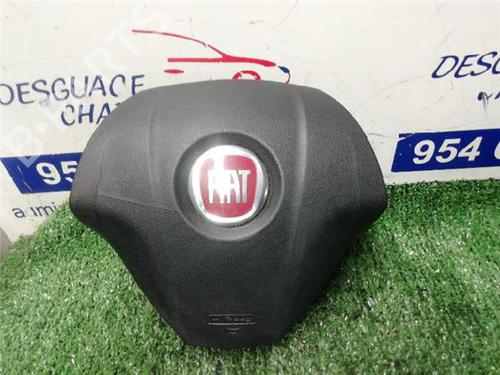 Used Driver airbag FIAT GRANDE PUNTO (199_) 1.2 (65 hp) 31896874