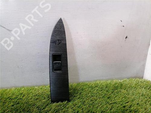Used Right rear window switch Right rear window switch TOYOTA AVENSIS Saloon (_T27_) 2.0 D-4D (ADT270_, ADT270R) (126 hp) 33248743 33248743