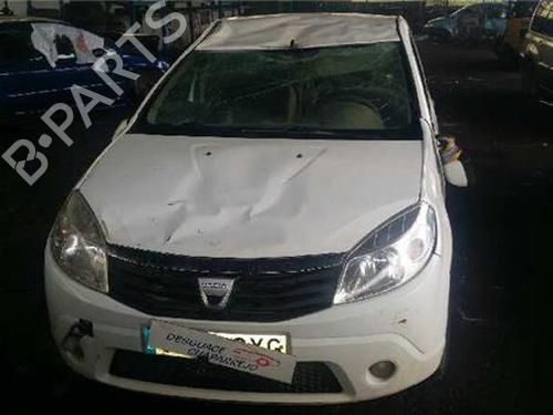 Pièces Détachées Usagées DACIA SANDERO 1.5 dCi (68 hp) 4410026