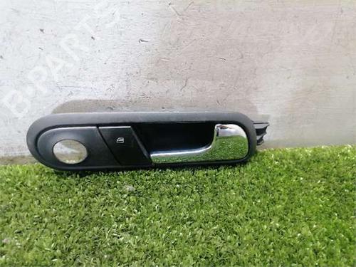 Used Front right interior door handle Front right interior door handle 37498806 37498806