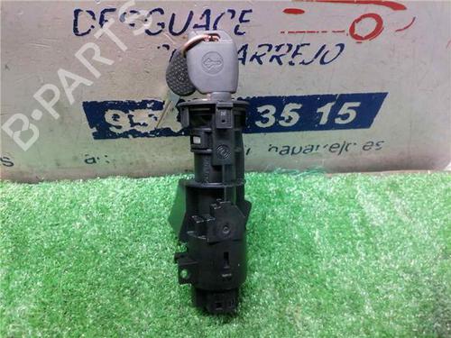 Commutateur FIAT PUNTO (188_) 1.2 60 (188.030, .050, .130, .150, .230, .250) (60 hp) 31899333