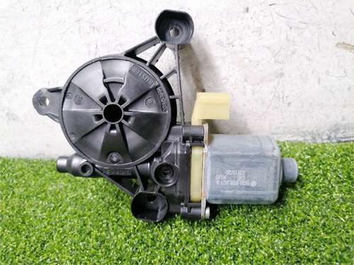Used Right front window motor Right front window motor 37705146 37705146